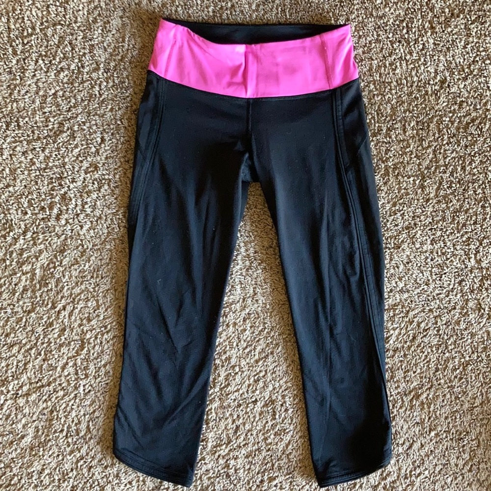 Lululemon High Waisted Capri Leggings